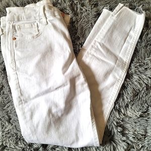 Old navy woman's jeans